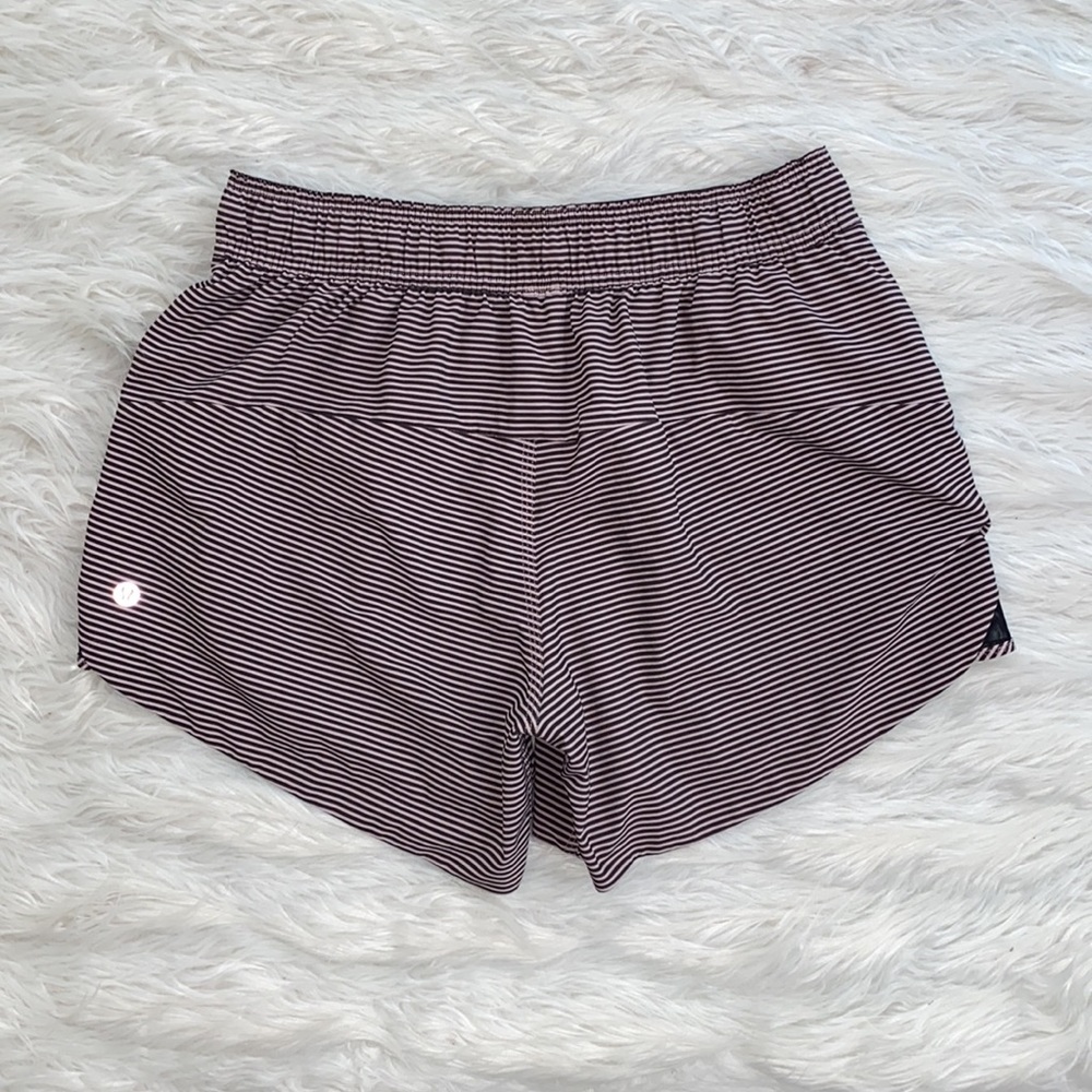 Lululemon | Go The Distance Shorts - Picture 8 of 16